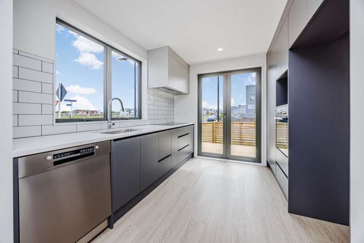 34 Corporal Street Papakura_11