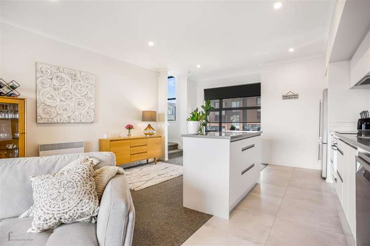 8 Raranga Lane Hobsonville_7