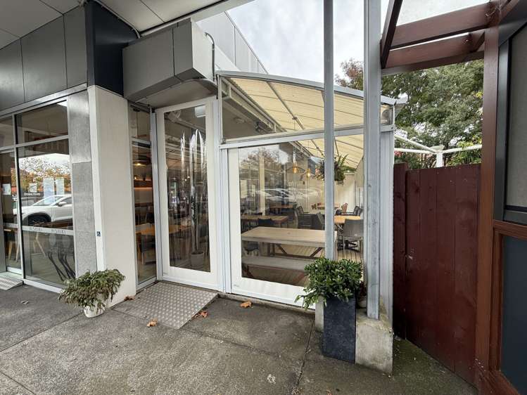 5/5 Aviemore Drive Highland Park_3
