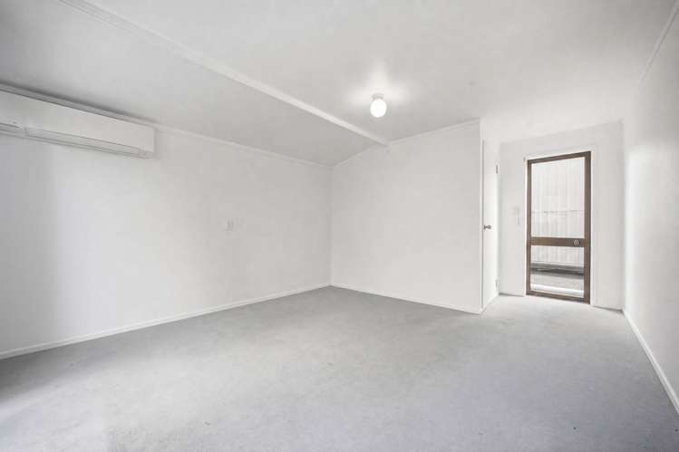 2/189 Onewa Road Birkenhead_14