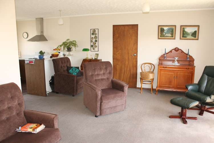 2/107 Queen Street Westport_7