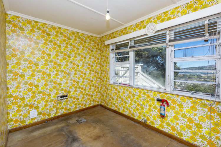 17 Beacon Hill Road Strathmore Park_13