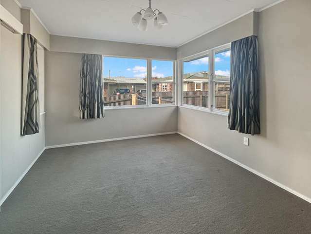 19 Cargill Avenue Feilding_4