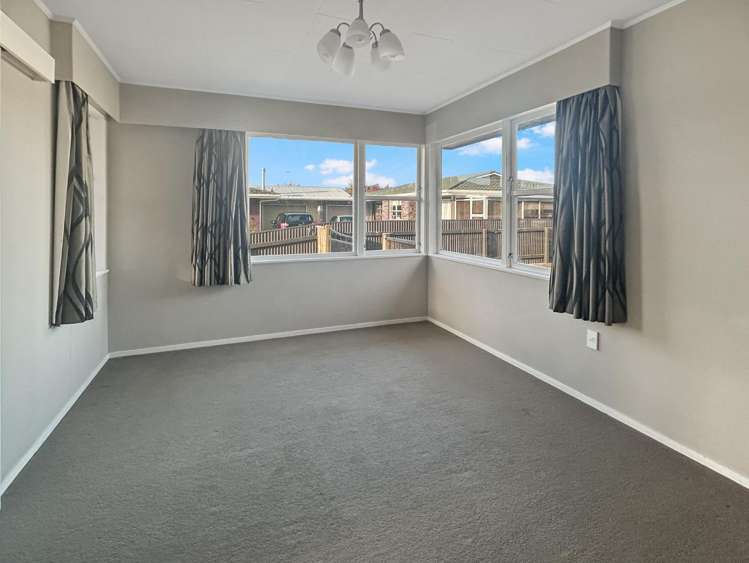19 Cargill Avenue Feilding_4