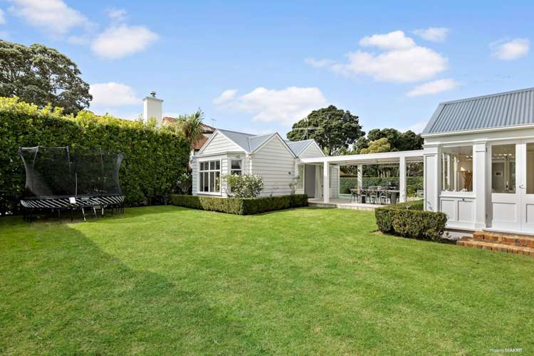 9 Emerald Street Epsom_17