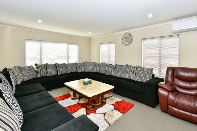 56 Peninsula Road Mangere_1