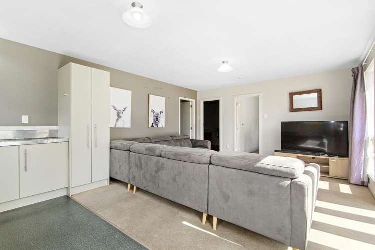 12 Bledisloe Crescent Wainuiomata_3