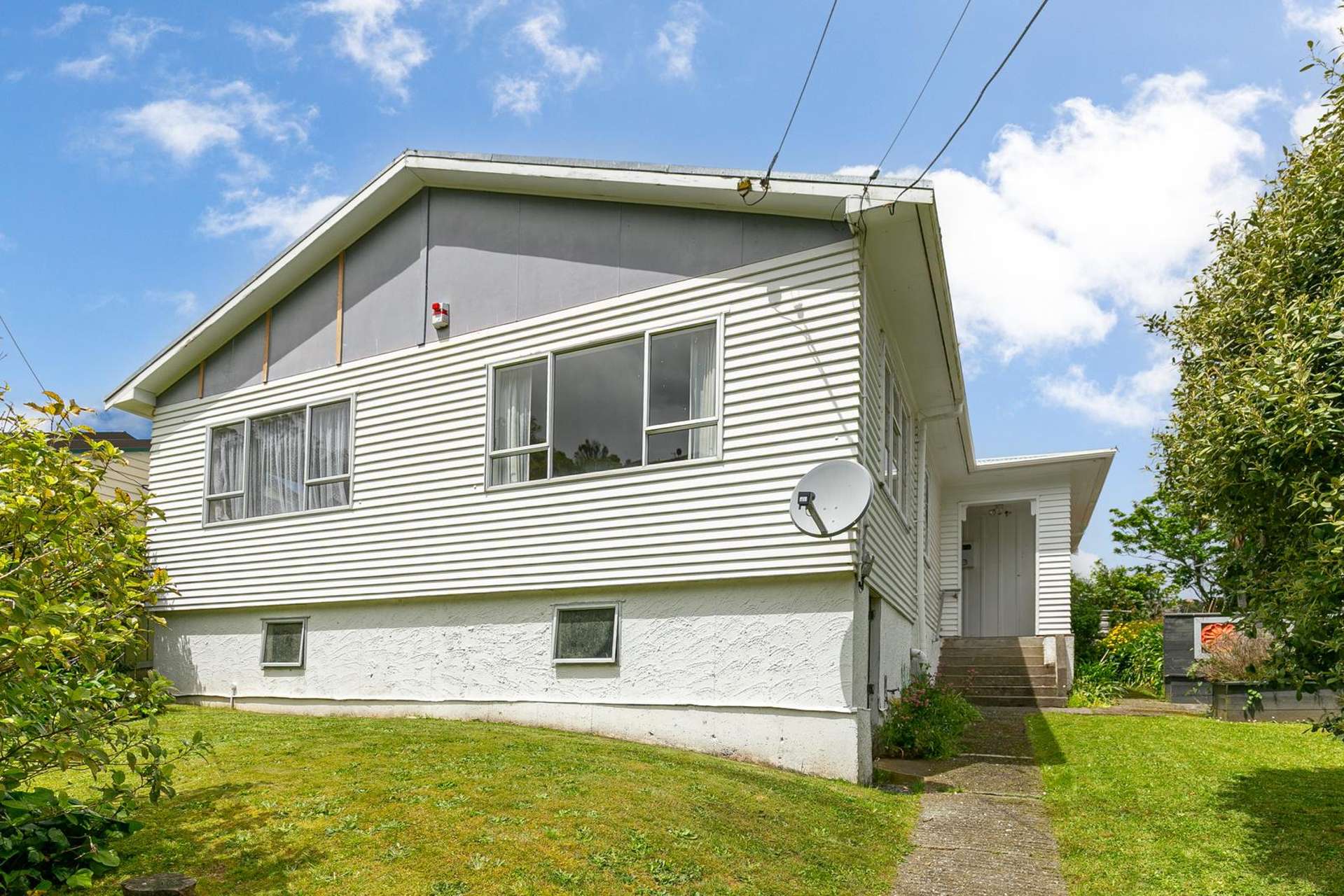 18 Sunshine Avenue Karori_0