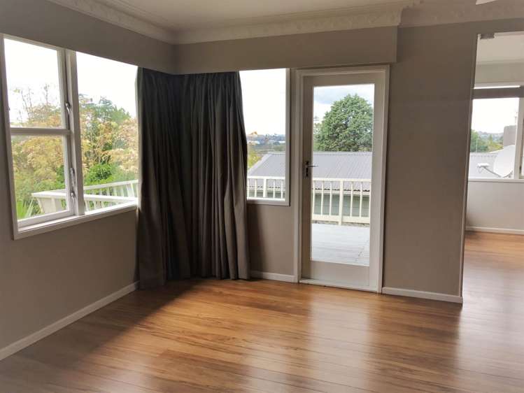 5 Cron Avenue Te Atatu South_8