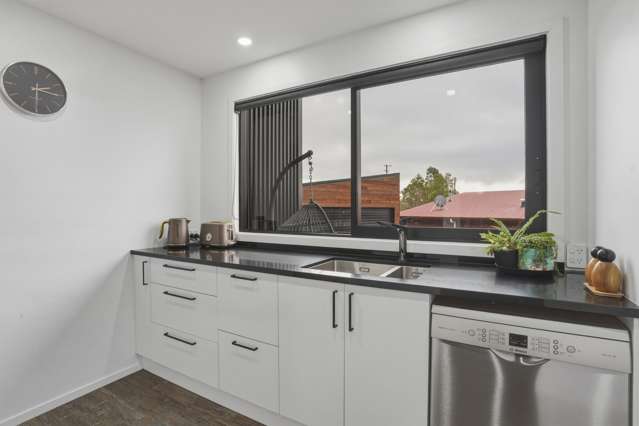 7B Paterson Road Mosgiel_3