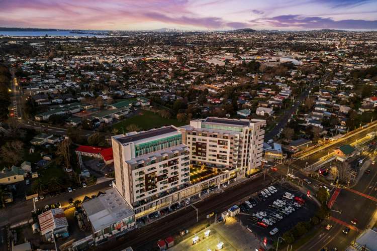 901/6 Waikumete Road Glen Eden_23