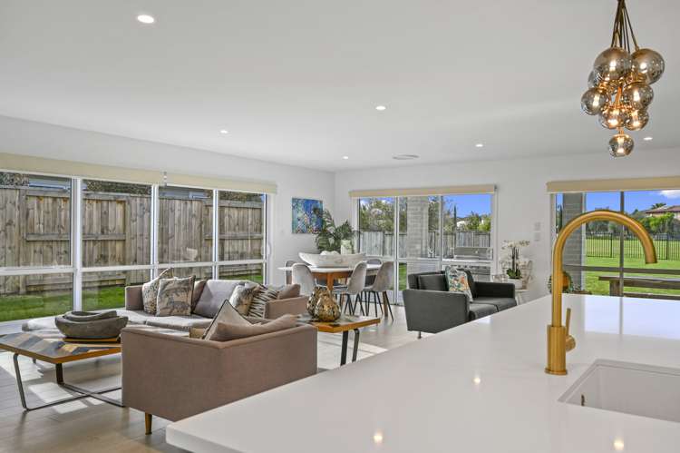 69 Montgomery Crescent Kinloch_12