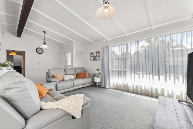 14 Allington Road Massey_9