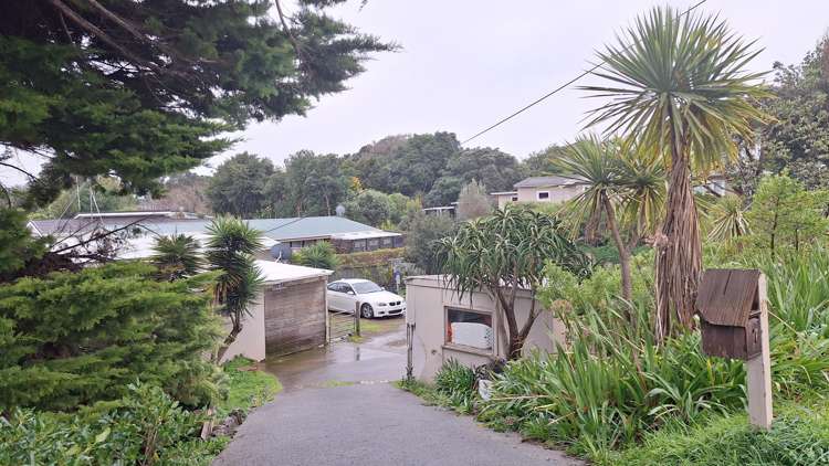 7 Ngaio Street Otaki Beach_11