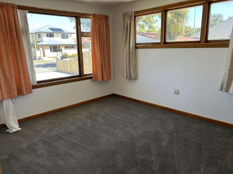 7 Suva Street 1562_5