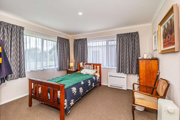 2 Ivy Lane Ohau_15