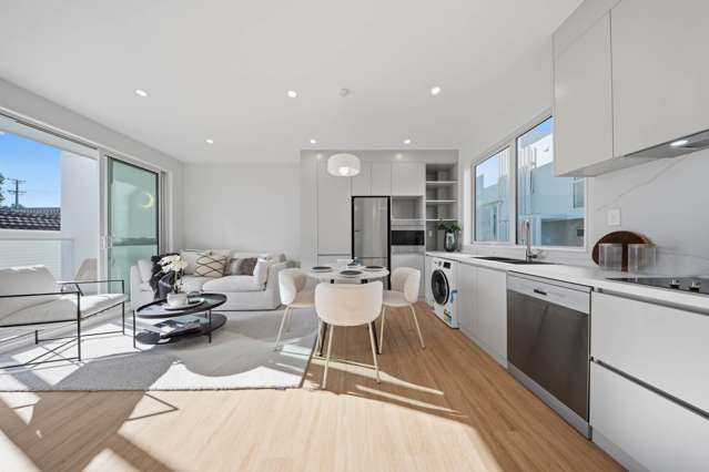 Luxury Living in Westlake Zone