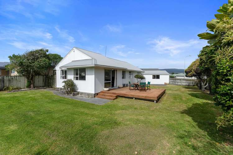 30 Babbacombe Avenue Otaki Beach_14