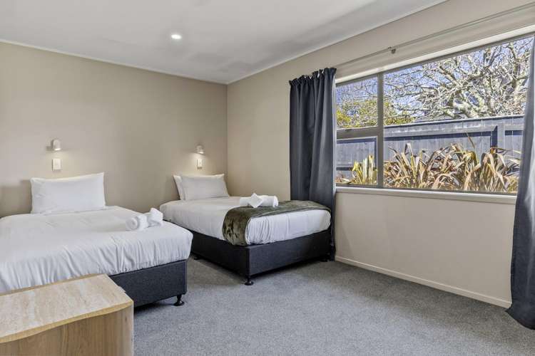 2/7 Kathleen Place Rainbow Point_23
