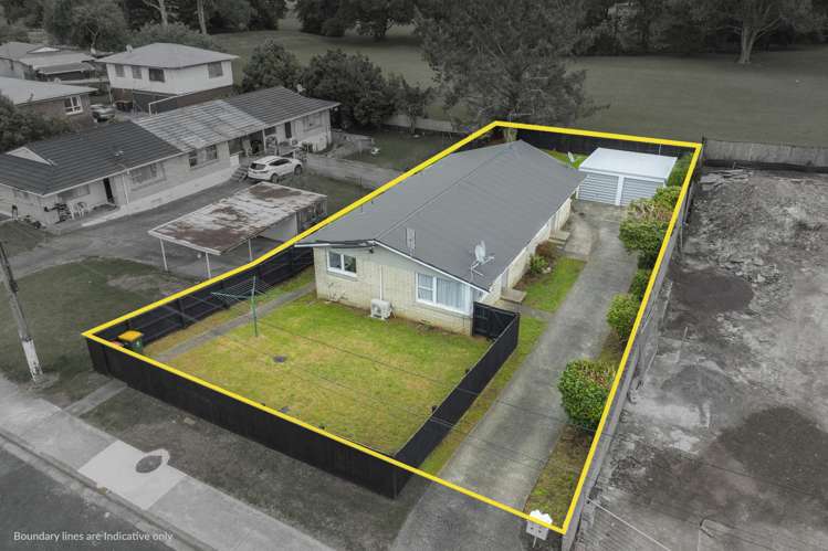 1/45-2/45 Eddowes Street Manurewa_1