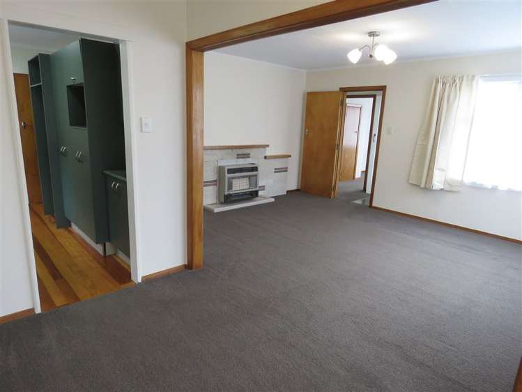 73 Petrie Street Wainuiomata_4