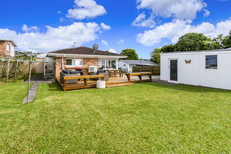 2/8 Wykeham Place Glenfield_2