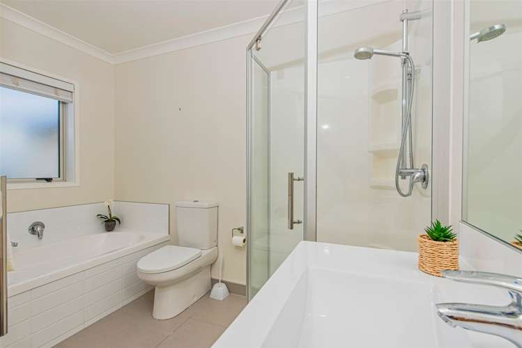 8 Toheroa Street Hobsonville_19