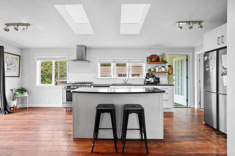 107 Anderson Road Ngahinapouri_5