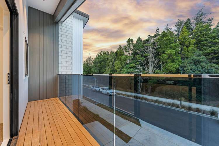 61 Bushfield Drive Flat Bush_1