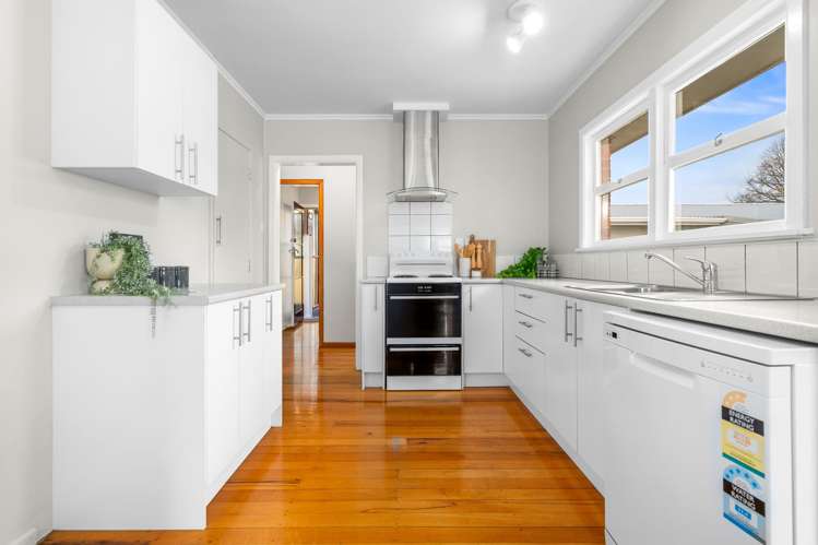 11 Otuhiwai Crescent_1