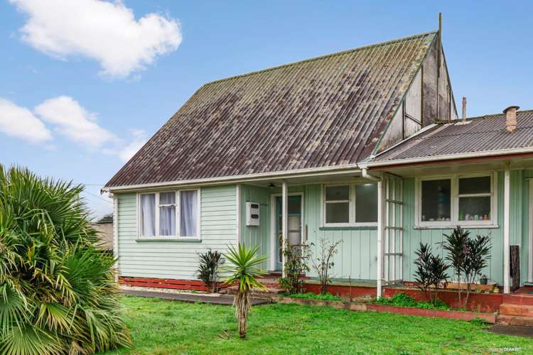 5 Harwood Crescent Otara_11