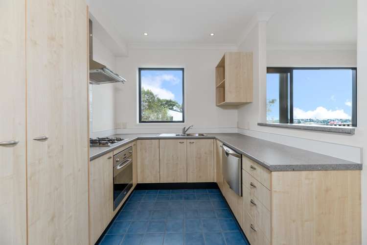 19/69 Target Road Totara Vale_12