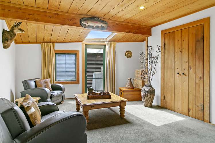 200 Mangaroa Street Tokaanu_10