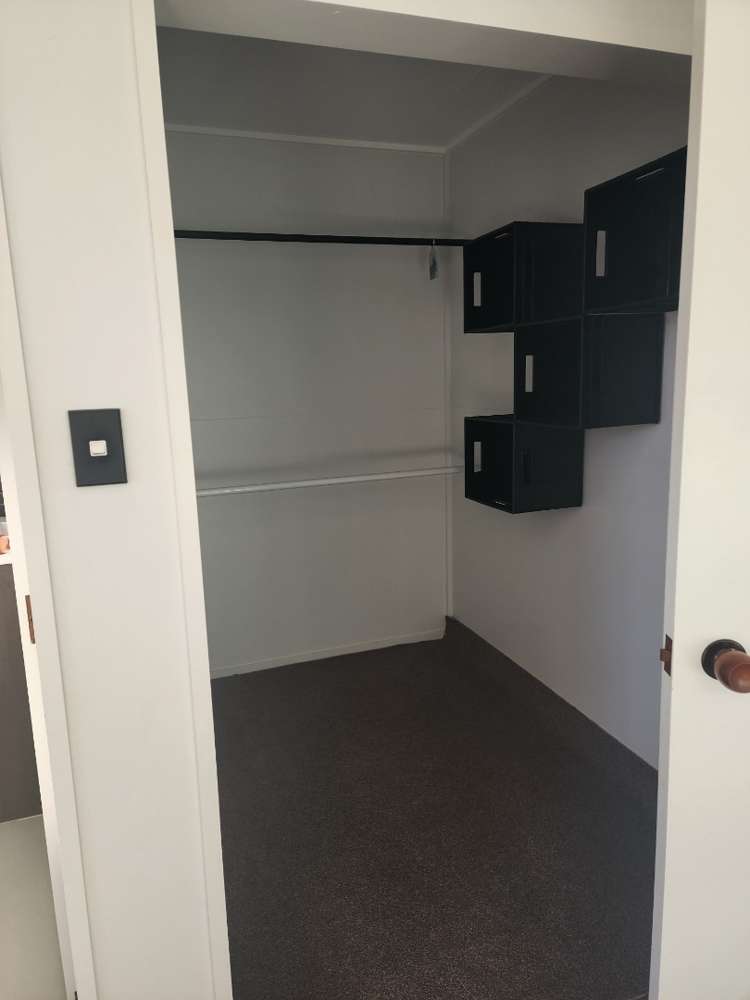 5 Raeburn Place Gore_5