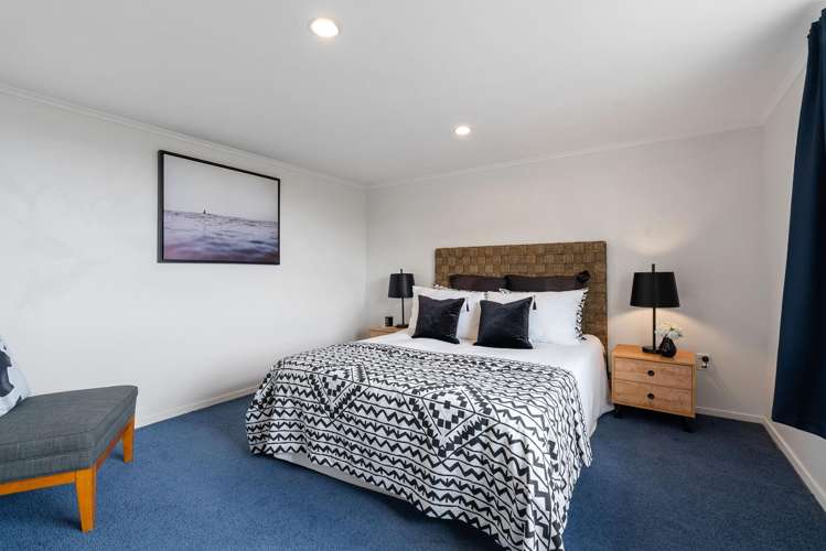 8B Randolph Road Crofton Downs_11