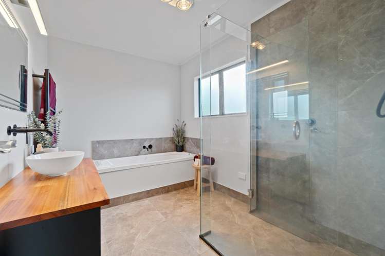 81A East Street Enderley_13