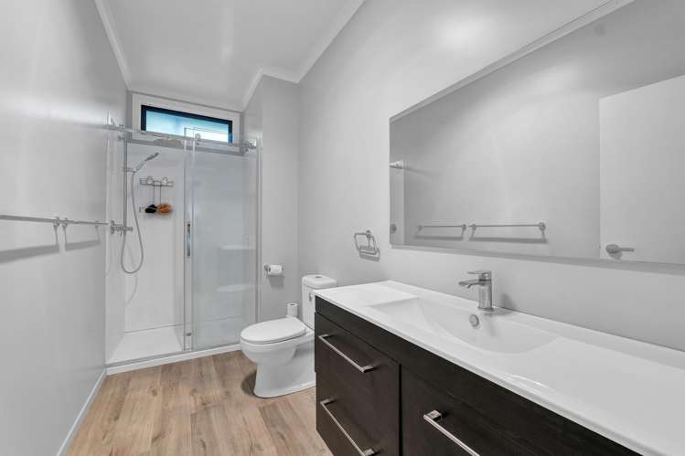 41 Swansea Road Stratford_17