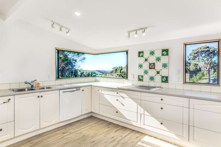 90 Musson Drive Waiheke Island_10