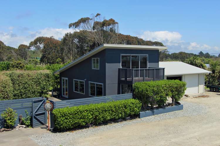 116 Golf Links Road Ruatapu_13