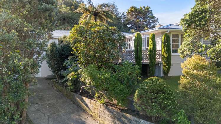 10 Tui Terrace Tawa_24