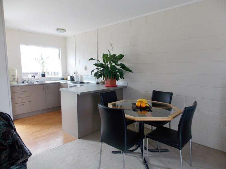 6/29 South Street 10938_3