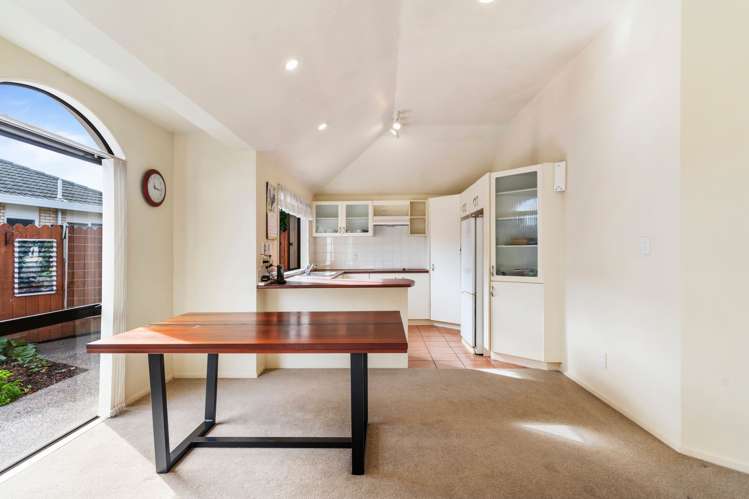 2 Anton Place Takanini_6