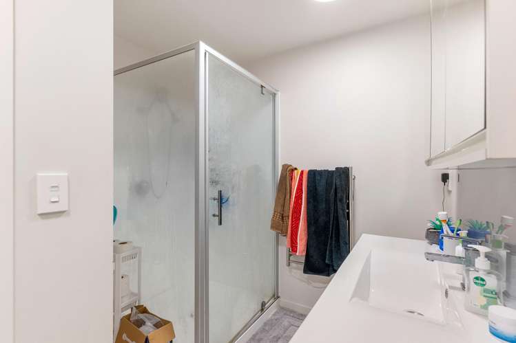 44 Haumia Street Johnsonville_16