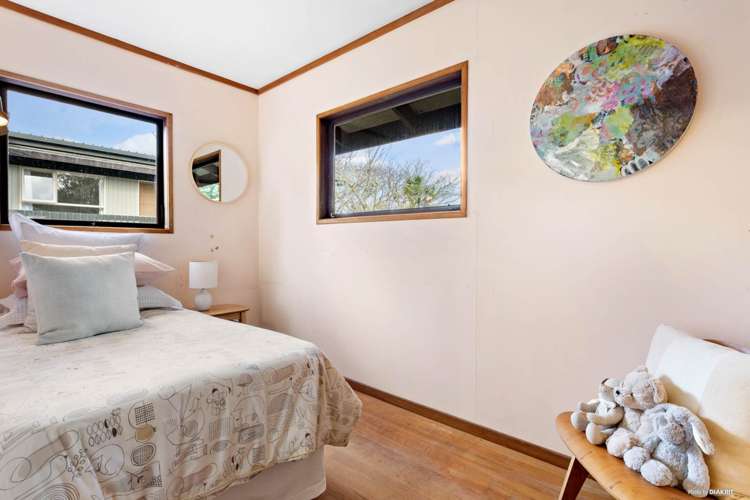 48 Raymond Terrace Northcote_15