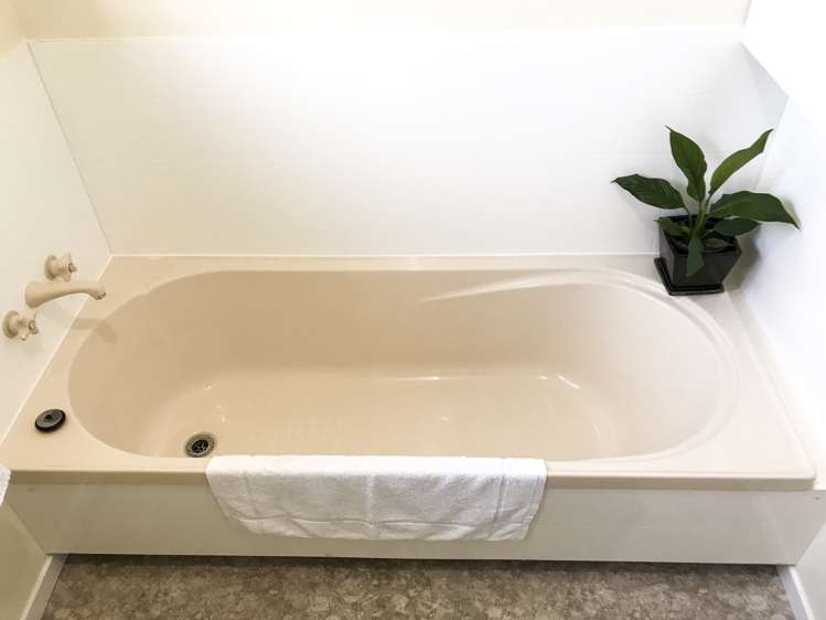 122unit Kenny Street Waihi_16