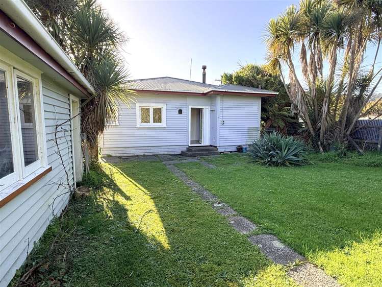 62 Marlborough Street Greymouth_18