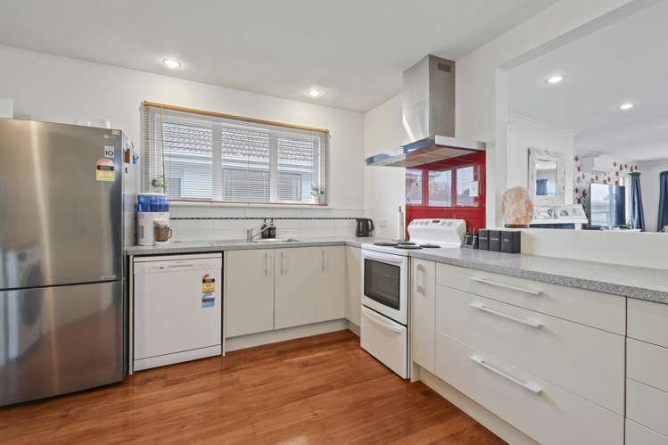 1/204 Greers Road Bryndwr_3