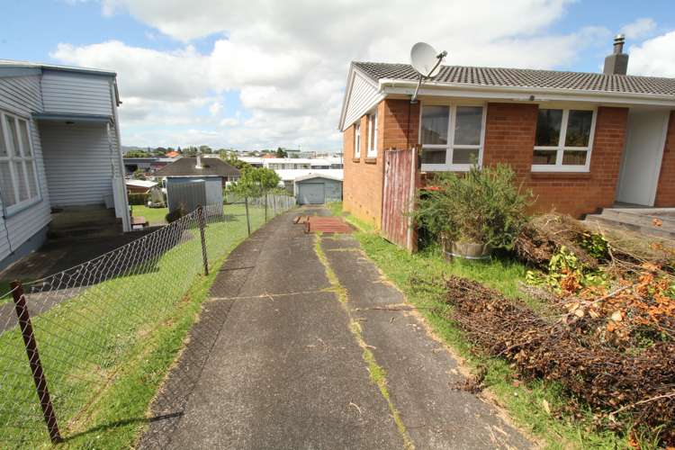 69 Arimu Road Papakura_7