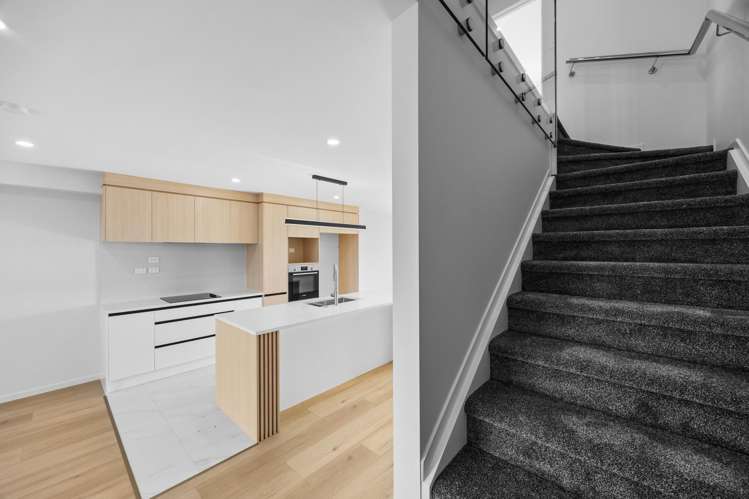 6 Harikoa Way Karaka_9