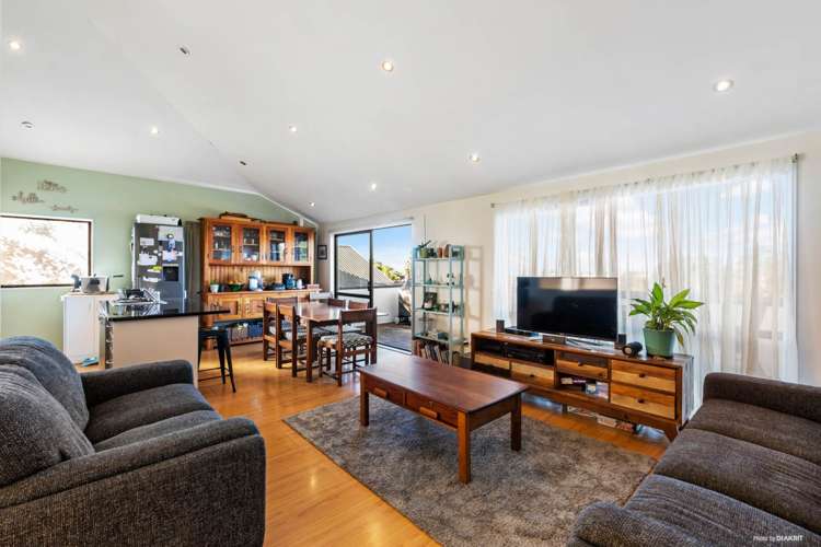 2/274 Glamorgan Drive Northcross_7